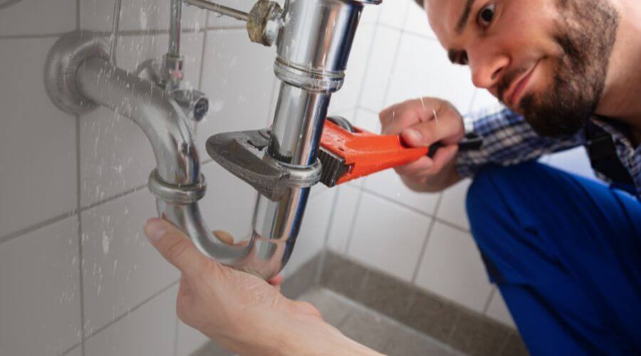 Professional expert plumbing services in Delmar, IA